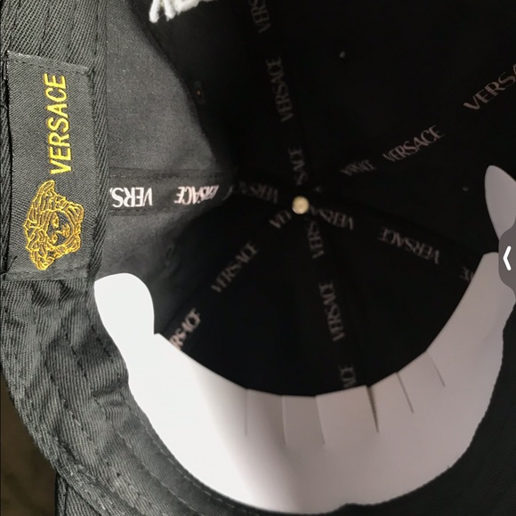 HAT - Picture 5 of 7